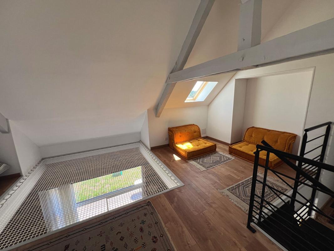 SARRAZAC Maison Sarrazac 7 pièce(s) 265 m2 6