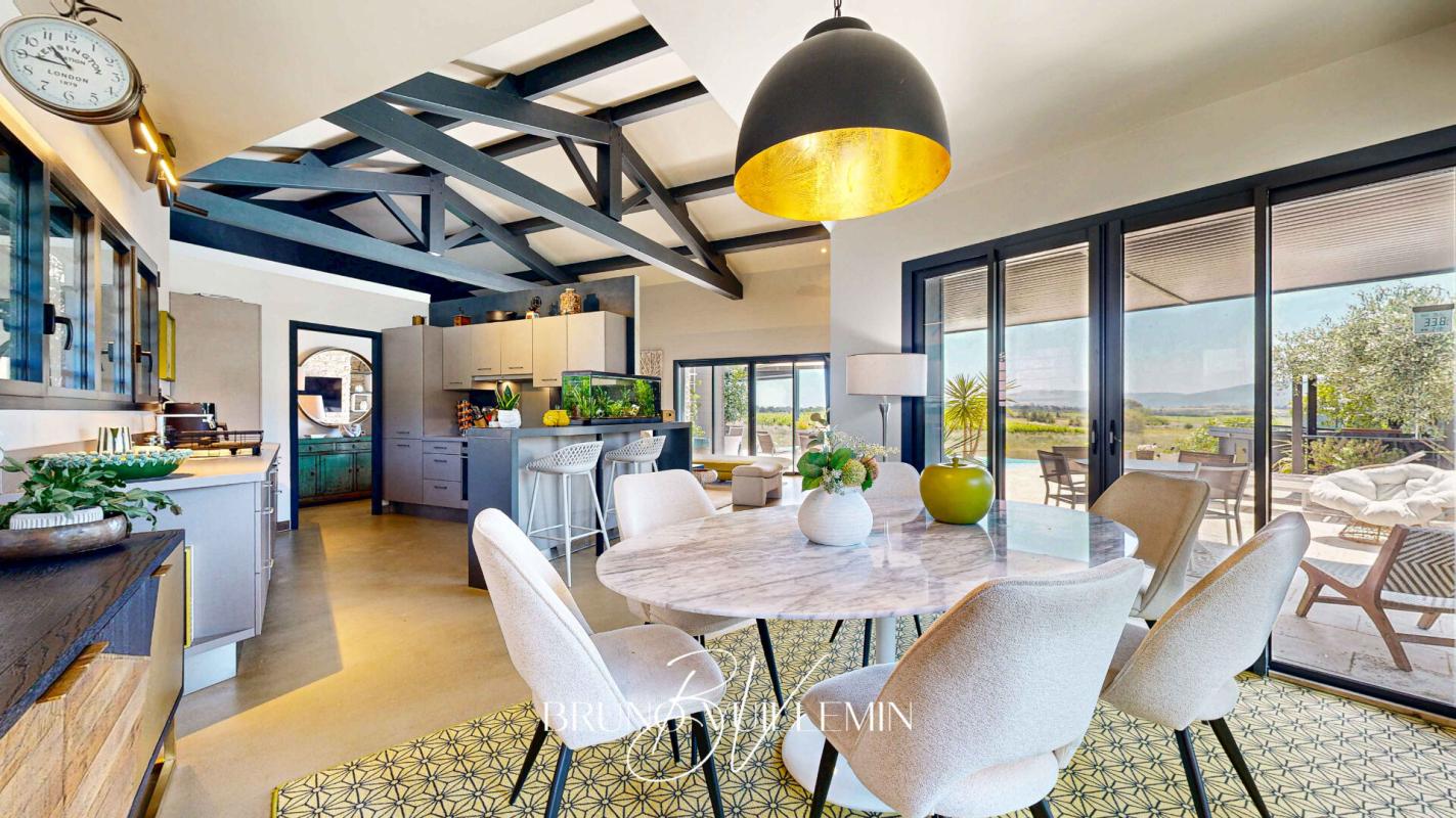 CARCASSONNE ÉLÉGANCE CONTEMPORAINE, INTIMITÉ ABSOLUE ET ART DE VIVRE MÉDITERRANÉEN 11