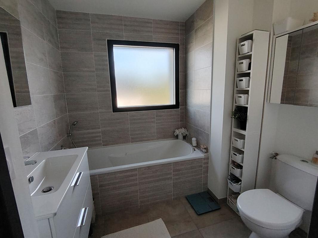 LAMBALLE Maison Planguenoual 5 pièce(s) 100 m2 12
