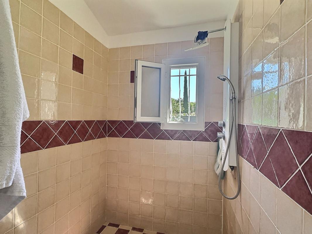 DRAGUIGNAN Maison VIDAUBAN de 5 pièce(s) 13