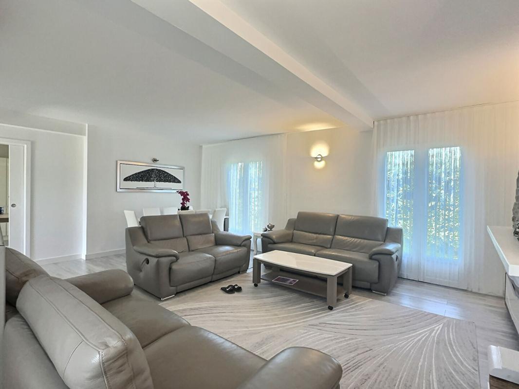 DRAGUIGNAN Maison VIDAUBAN de 5 pièce(s) 4