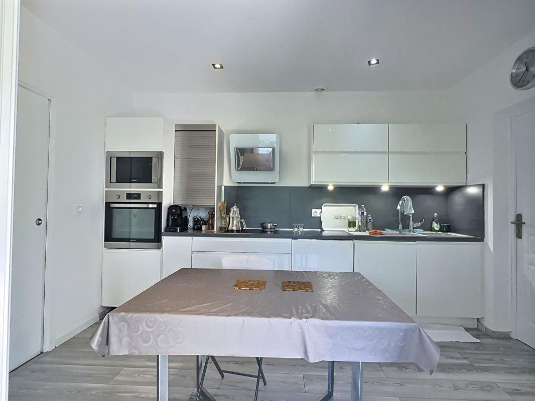 DRAGUIGNAN Maison VIDAUBAN de 5 pièce(s) 6