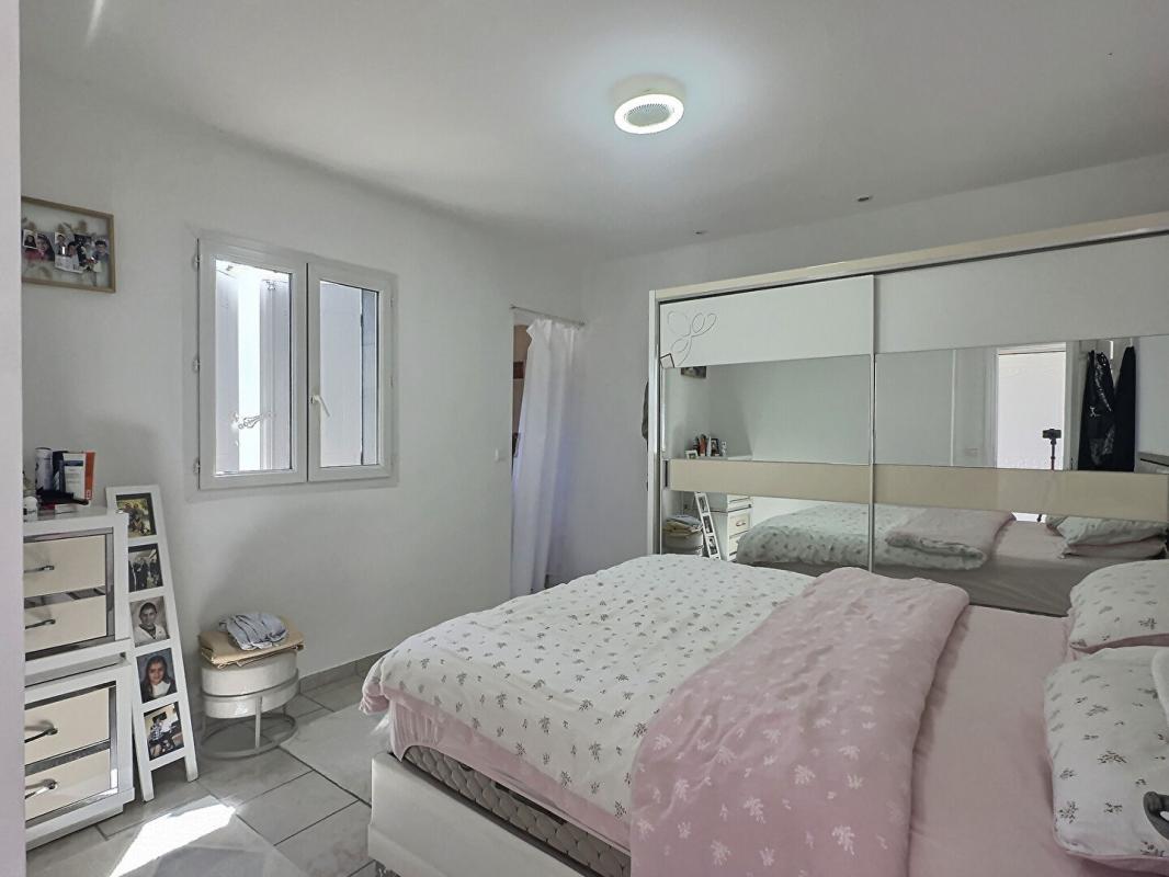 DRAGUIGNAN Maison VIDAUBAN de 5 pièce(s) 8