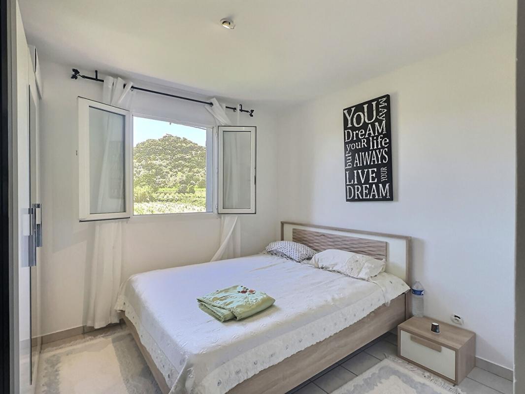DRAGUIGNAN Maison VIDAUBAN de 5 pièce(s) 9