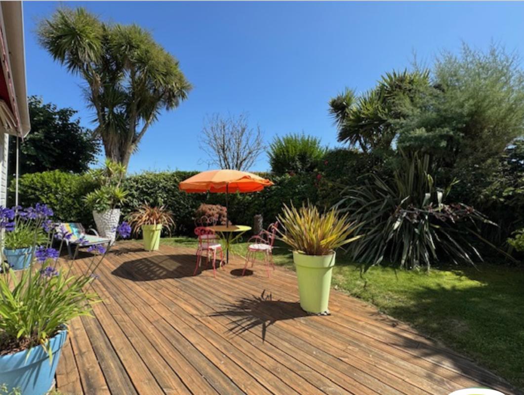 COUDEVILLE-SUR-MER Maison de charme style américain 1