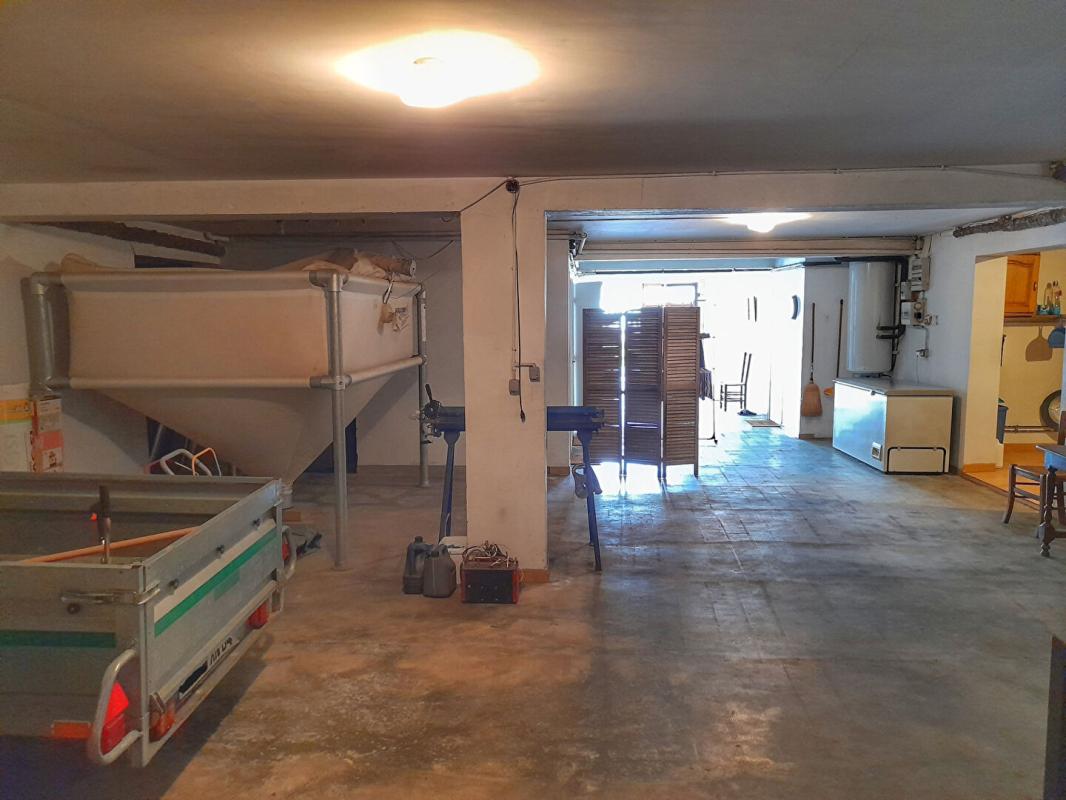 ASSON Villa sur 3 niveaux en face des Pyrénées 17