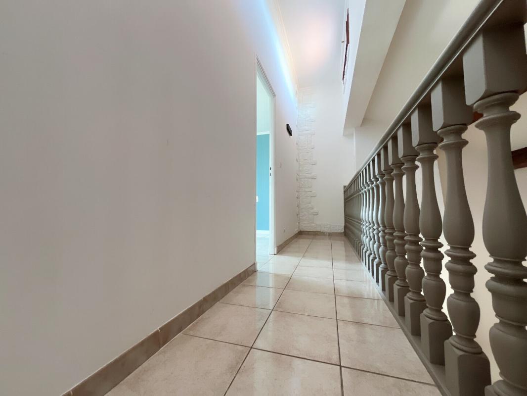 BAGES Magnifique maison en R+1 de 150 m² avec jardin deux faces sans vis-à-vis sans travaux 12