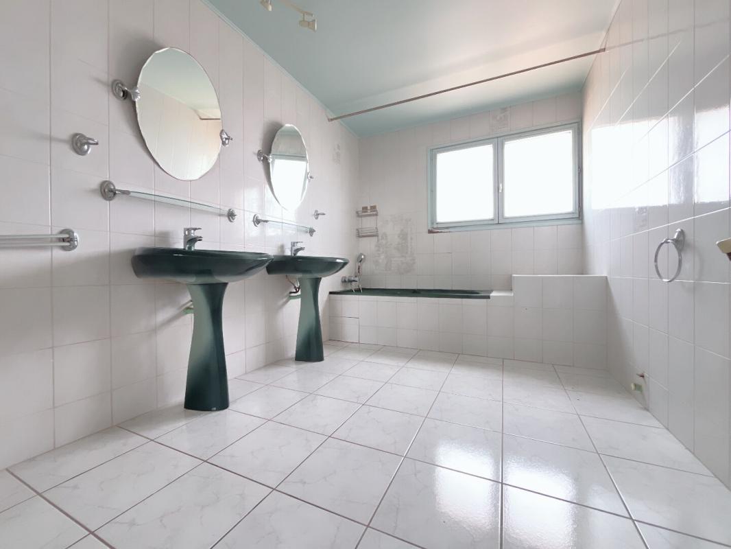 BAGES Magnifique maison en R+1 de 150 m² avec jardin deux faces sans vis-à-vis sans travaux 14
