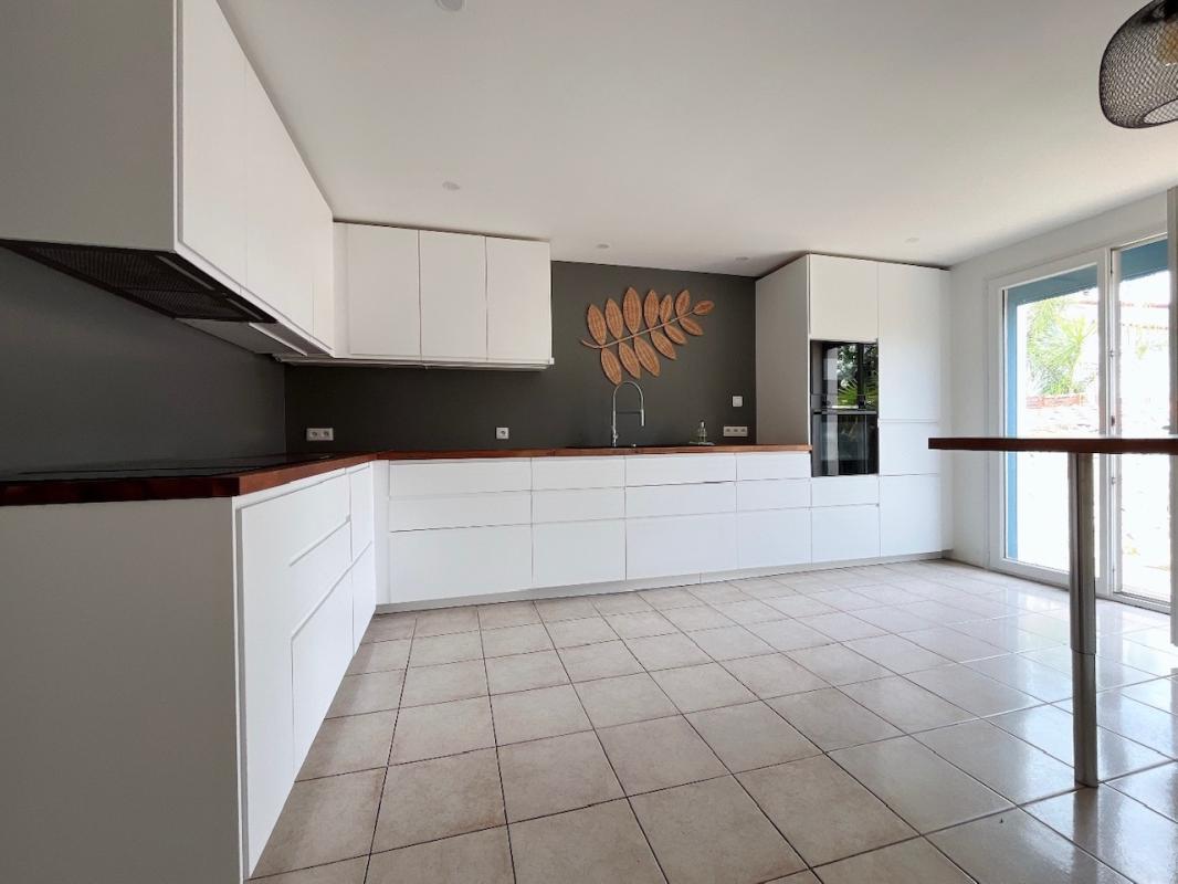 BAGES Magnifique maison en R+1 de 150 m² avec jardin deux faces sans vis-à-vis sans travaux 8