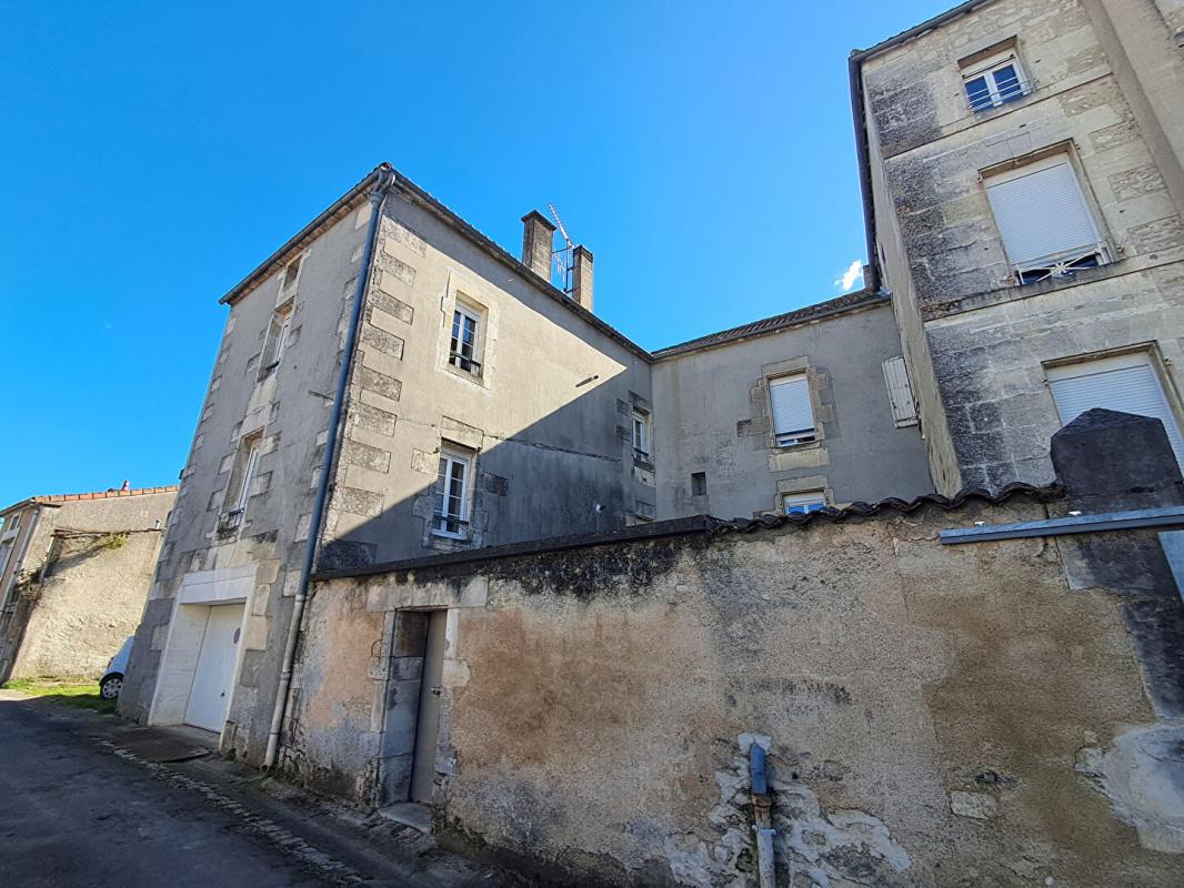 JARNAC Immeuble Jarnac 339 m2 CRIT 398392 Immeuble de Rapport 1