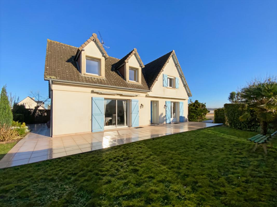 GRANVILLE Maison traditionnelle avec jardin clos 3