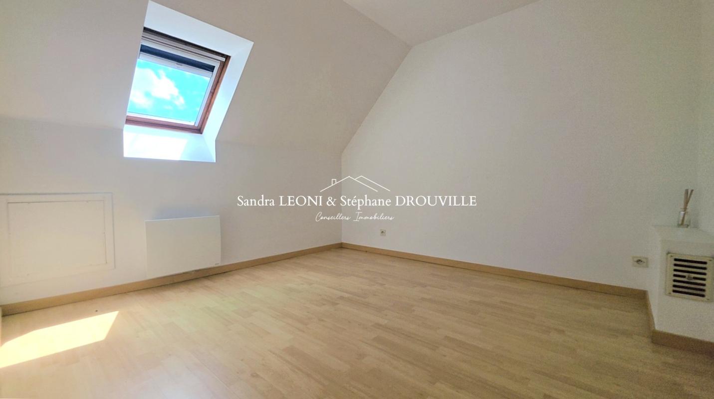EPERNON PROCHE EPERNON MAINTENON - RAVISSANTE MAISON FAMILIALE de 155 m² - 5 CHAMBRES 12
