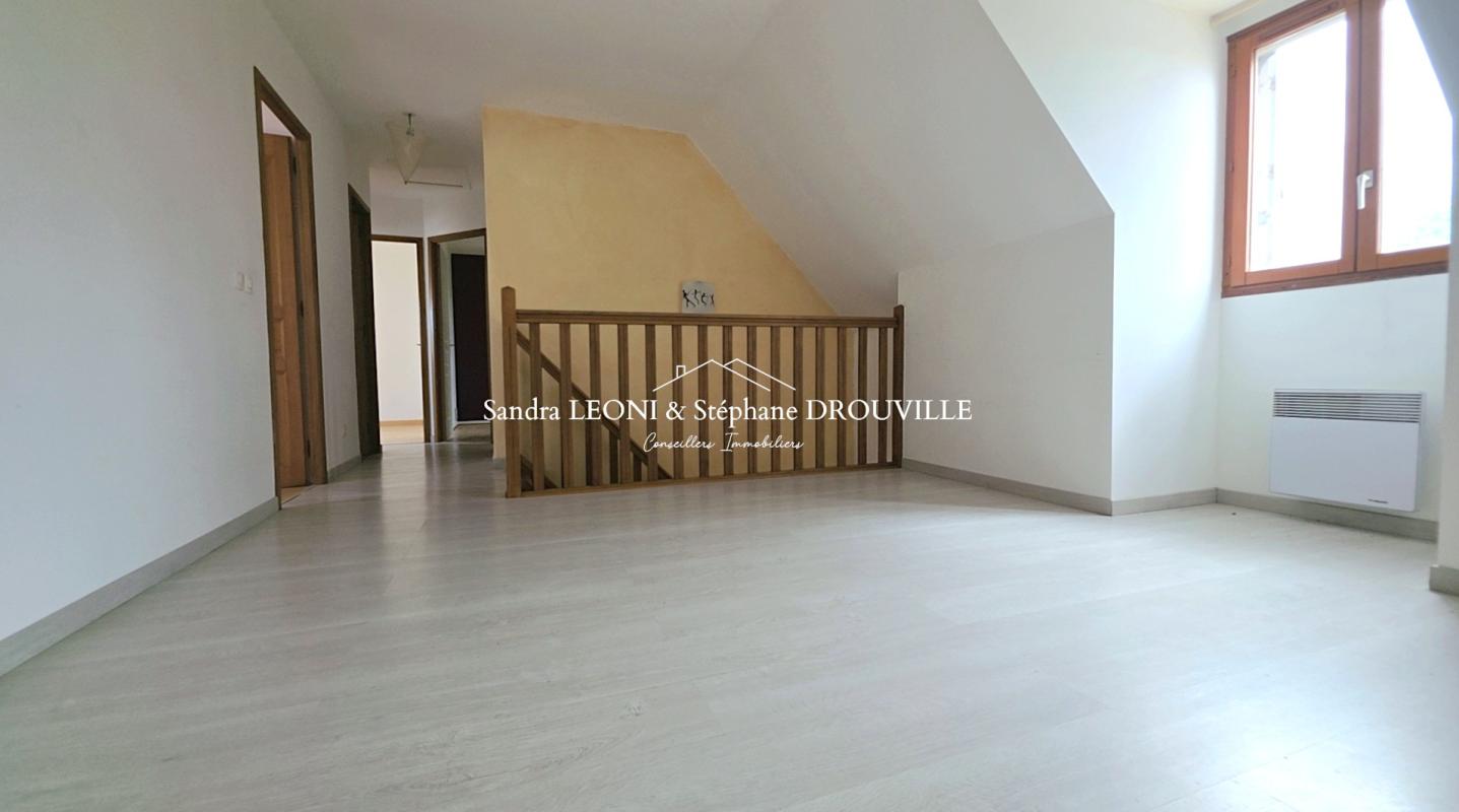 EPERNON PROCHE EPERNON MAINTENON - RAVISSANTE MAISON FAMILIALE de 155 m² - 5 CHAMBRES 9