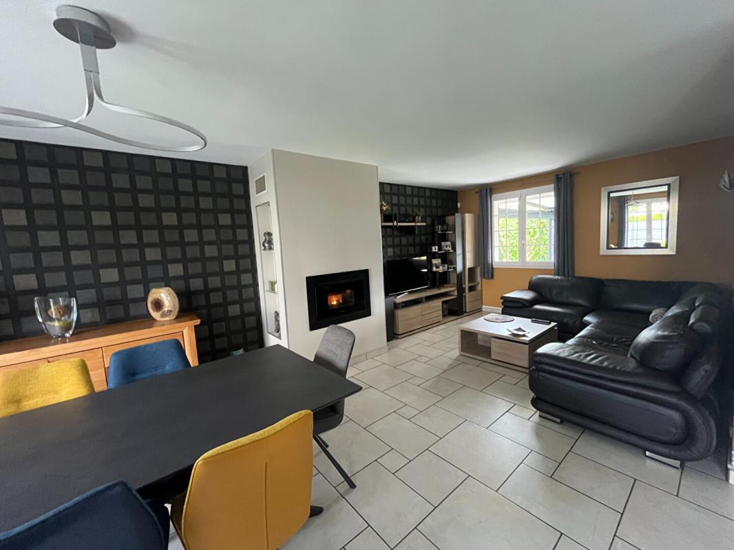 GOURNAY-EN-BRAY MAISON INDIVIDUELLE 5 CHAMBRES 117 M2 SUR SOUS SOL 5