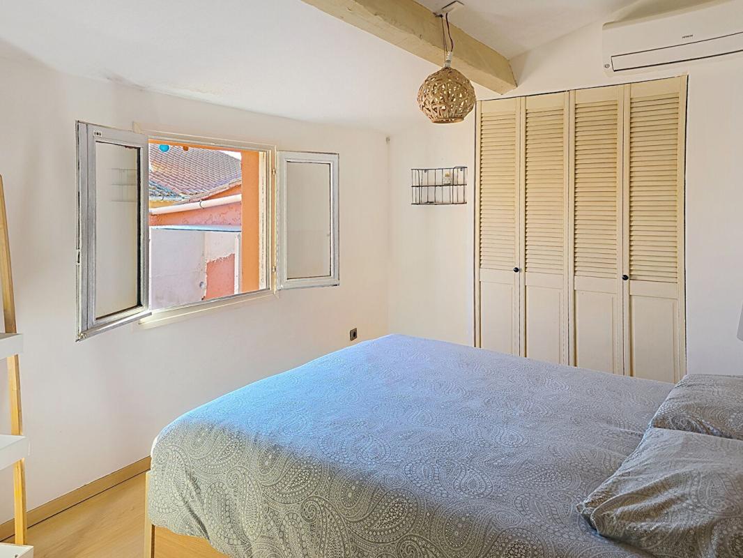 LA VALETTE-DU-VAR Maison de ville - 130 m² climatisé, au calme, vue sur les toits et le Coudon 8