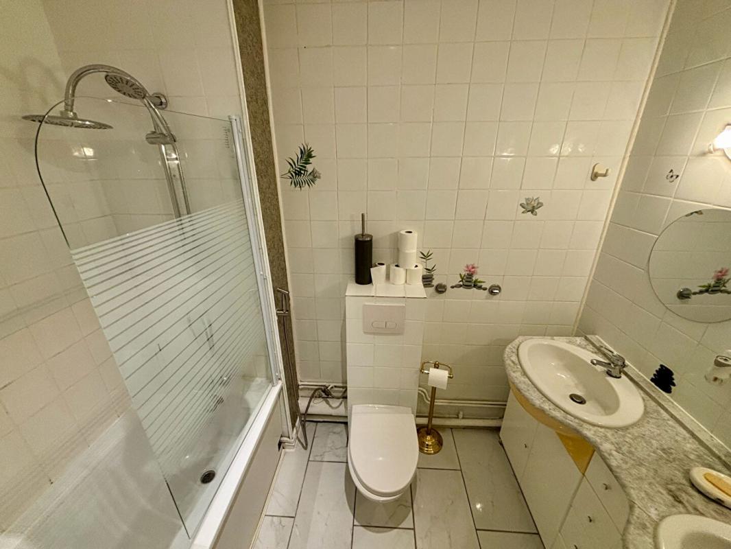 NEVERS Maison mitoyenne des deux côtés ? 101 m² habitables sur terrain de 274 m² - 3 chambres 10