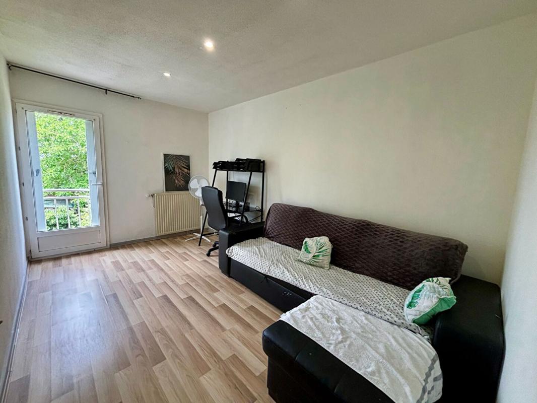 NEVERS Maison mitoyenne des deux côtés ? 101 m² habitables sur terrain de 274 m² - 3 chambres 8