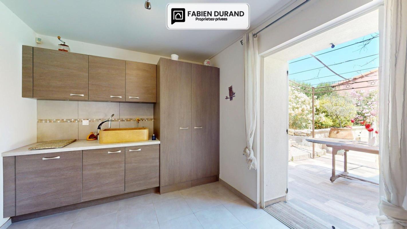 DRAGUIGNAN VILLA 5P RENOVE AVEC PISCINE TERRAIN 600 M² 10