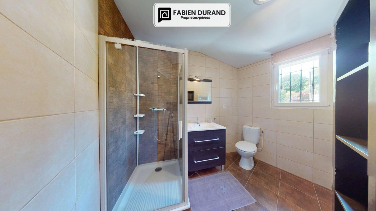 DRAGUIGNAN VILLA 5P RENOVE AVEC PISCINE TERRAIN 600 M² 16