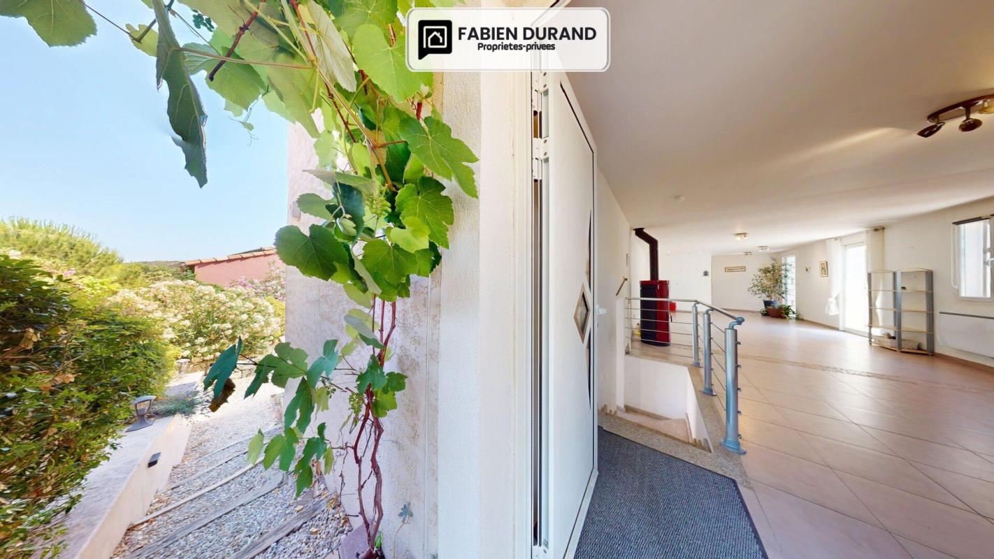 DRAGUIGNAN VILLA 5P RENOVE AVEC PISCINE TERRAIN 600 M² 6