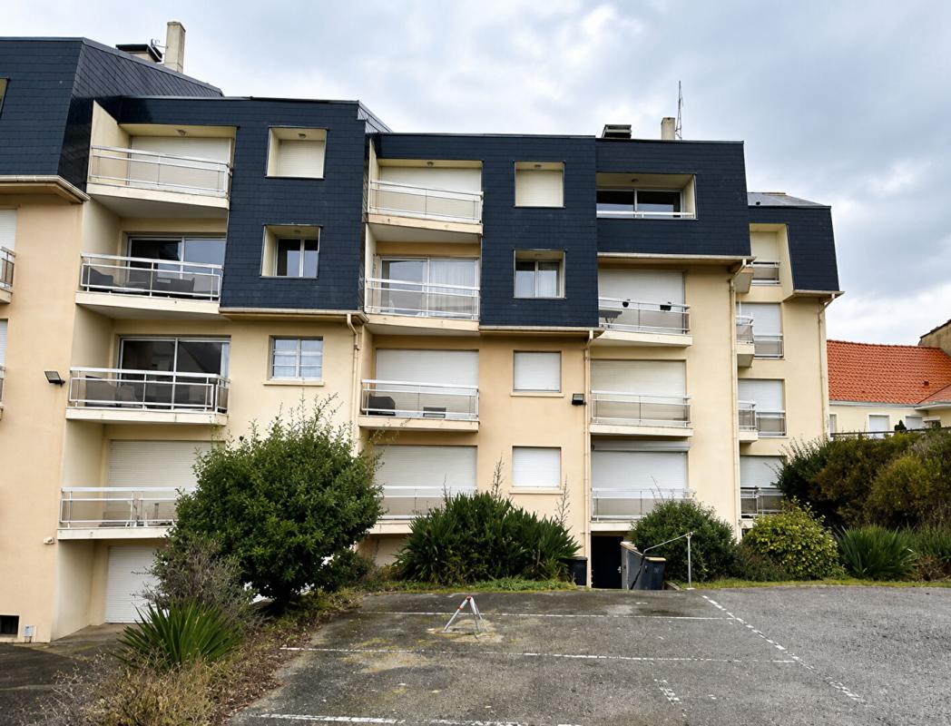 CAMIERS Appartement Camiers 2 pièce(s) 45 m2 1