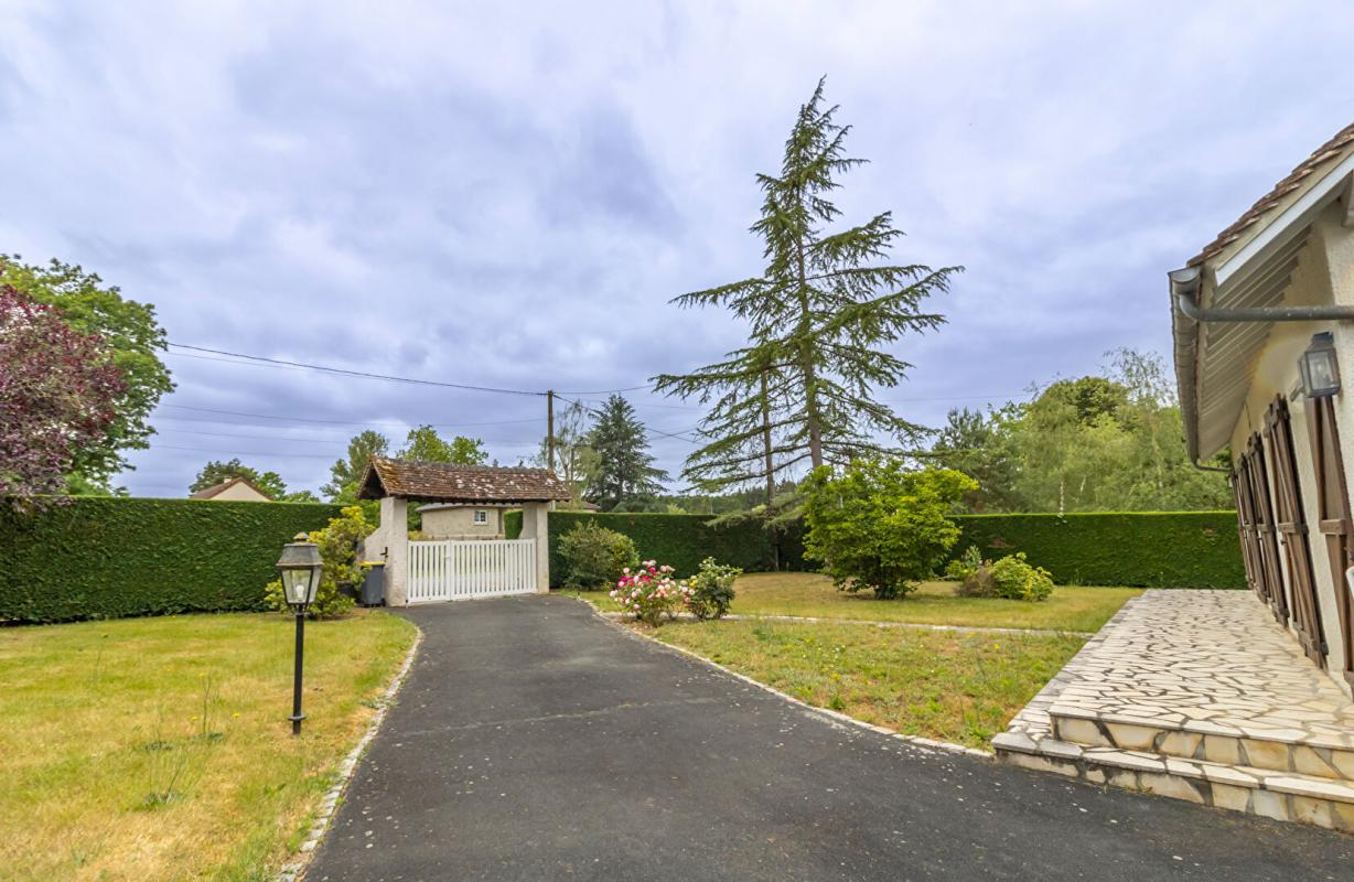 CHABRIS Maison Chabris 4 pièce(s) 91 m2 13