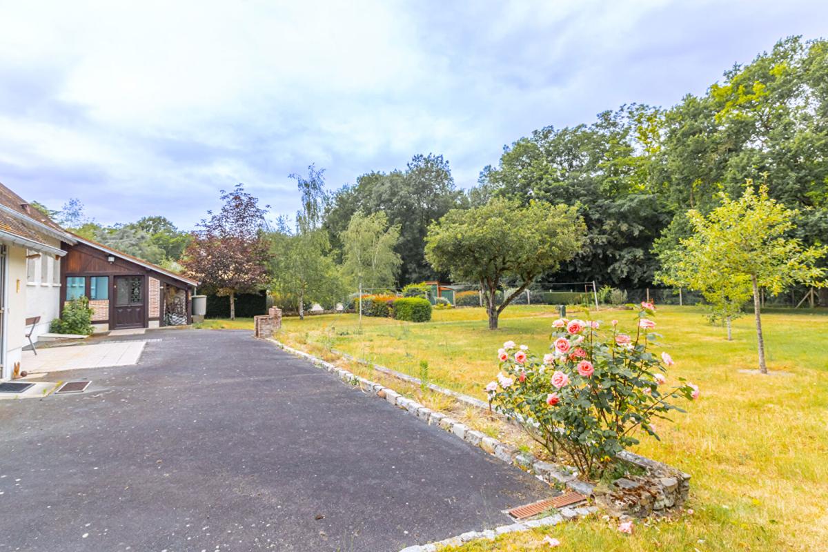 CHABRIS Maison Chabris 4 pièce(s) 91 m2 16