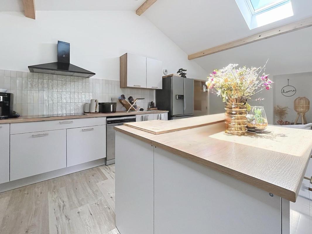 URRUGNE Urrugne, Appartement rénové 109m2 avec terrasse et parking 3