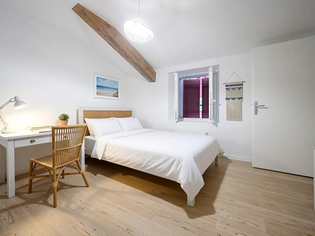 URRUGNE Urrugne, Appartement rénové 109m2 avec terrasse et parking 6