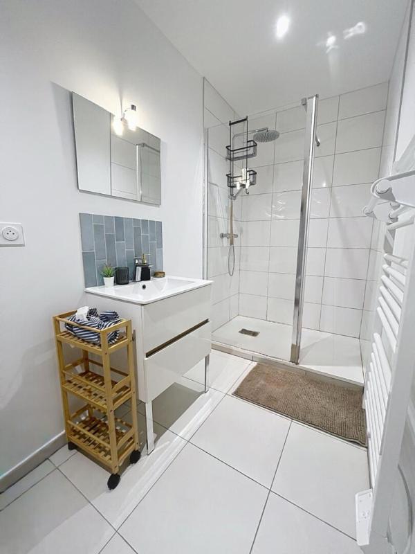 URRUGNE Urrugne, Appartement rénové 109m2 avec terrasse et parking 8