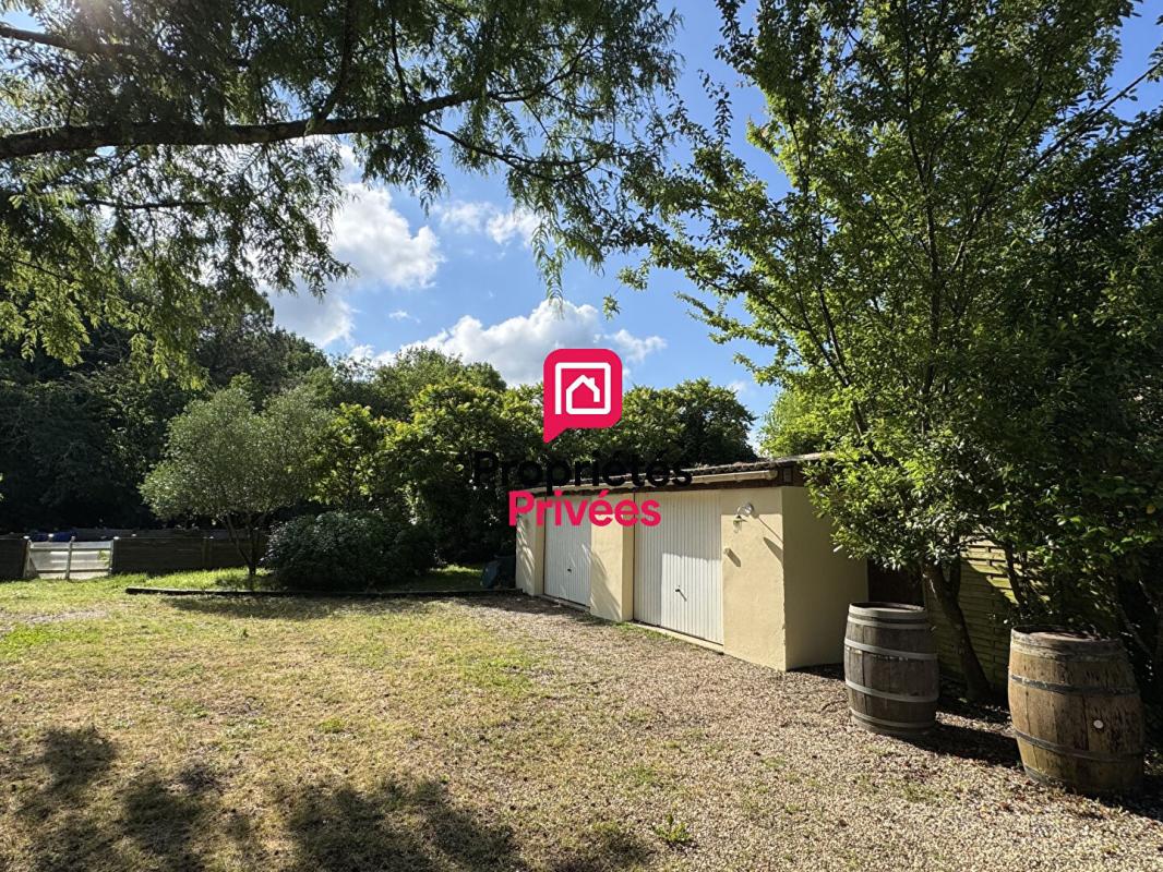 BARSAC DEPT 33 - BARSAC - Maison de caractère 5 pièce(s) 4 chambre de 137 m2 avec jardin, garage, atelier et piscine 7