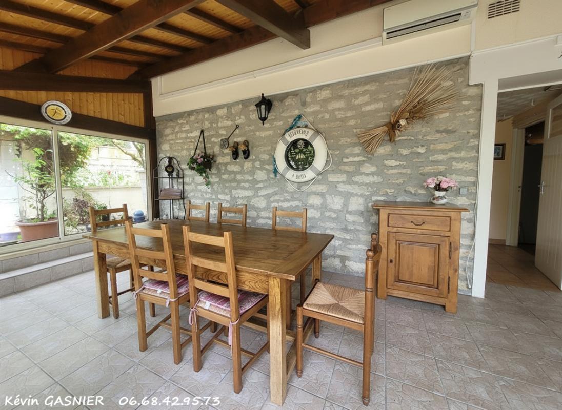 LINARS LINARS (16730) : Maison de 136m2 + 2 garages 3