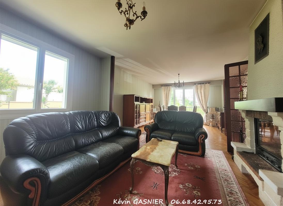 LINARS LINARS (16730) : Maison de 136m2 + 2 garages 5