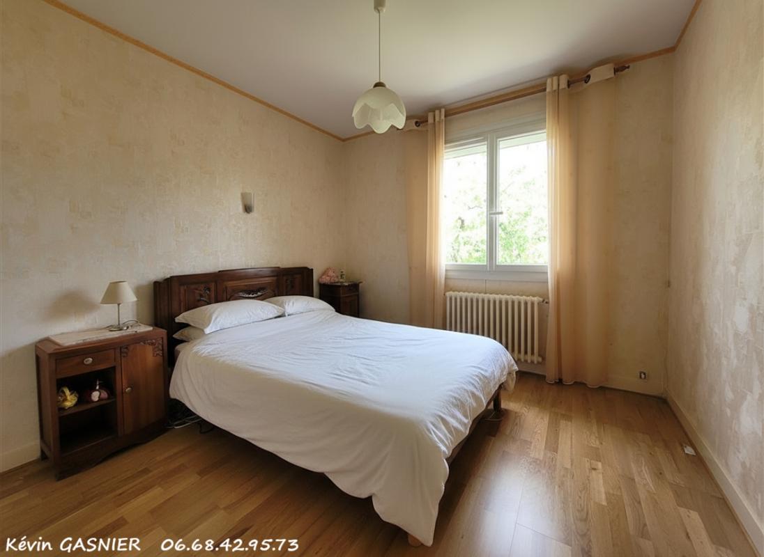 LINARS LINARS (16730) : Maison de 136m2 + 2 garages 8