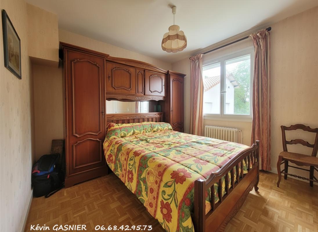 LINARS LINARS (16730) : Maison de 136m2 + 2 garages 9
