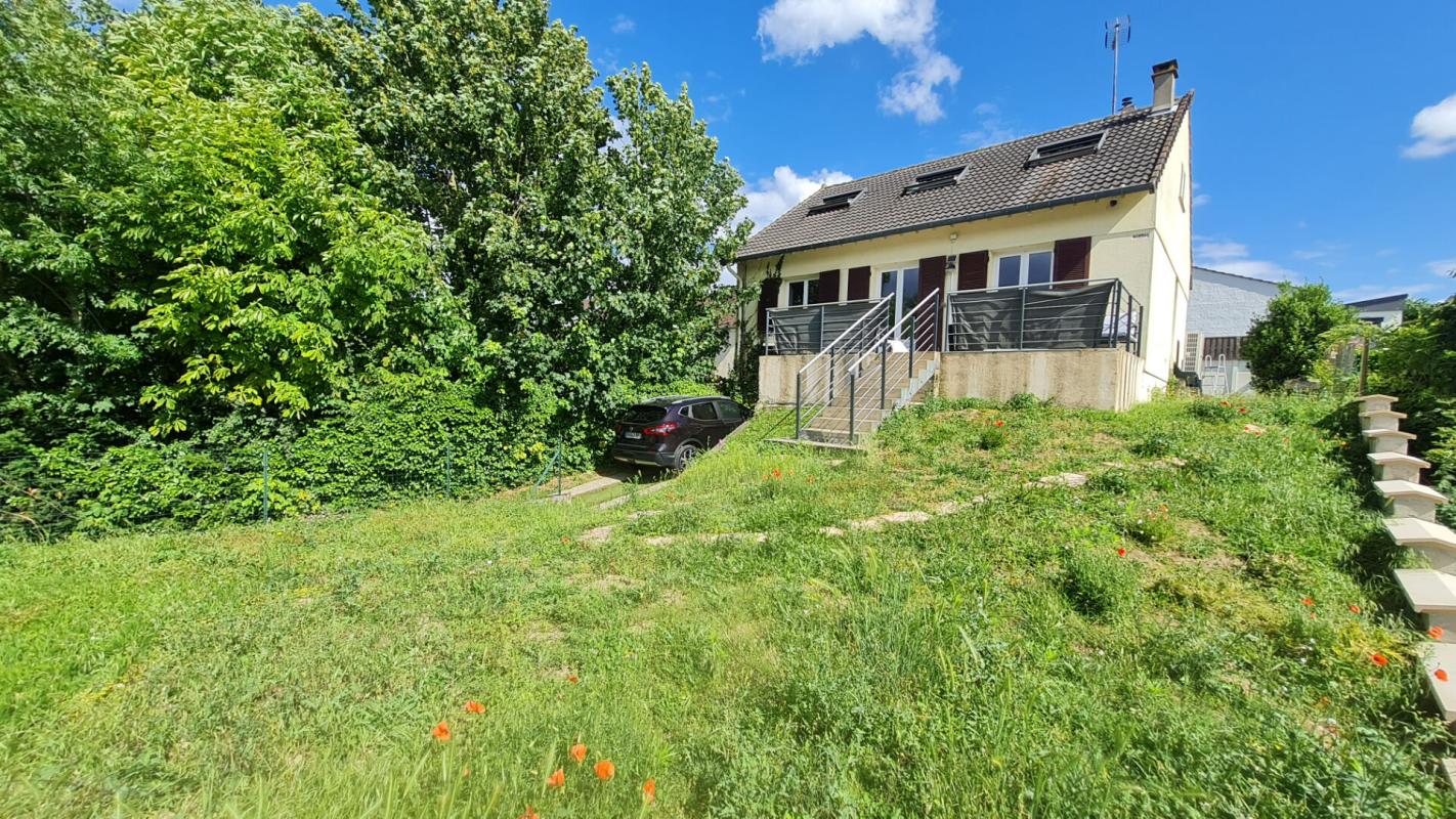 SAINT-OUEN-L'AUMONE Maison Saint Ouen L Aumone 6 pièce(s) 128.66 m2 10