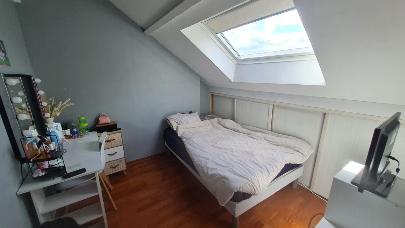 SAINT-OUEN-L'AUMONE Maison Saint Ouen L Aumone 6 pièce(s) 128.66 m2 6