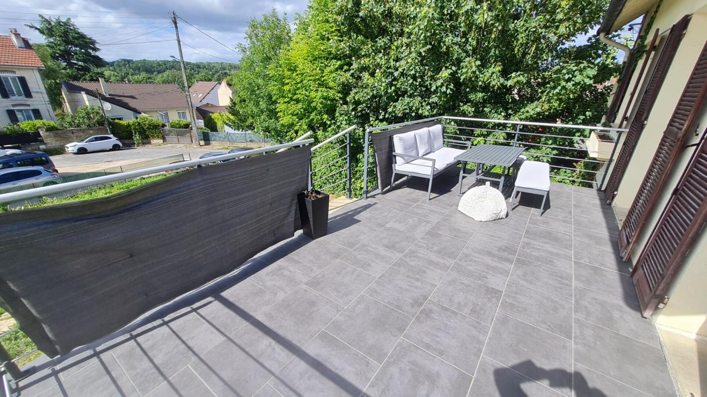 SAINT-OUEN-L'AUMONE Maison Saint Ouen L Aumone 6 pièce(s) 128.66 m2 8
