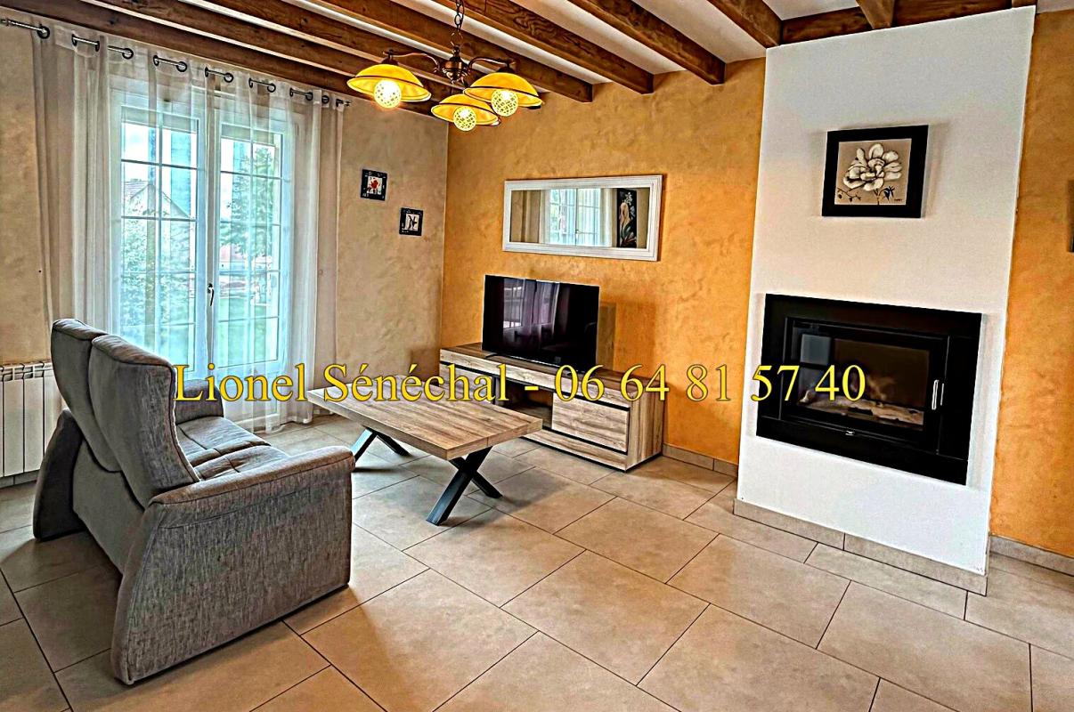 LAIGNE-EN-BELIN Maison lumineuse et peu énergivore 9 pièces de 138 m2 habitables (165 m2 au sol) sur une parcelle de plus de 1 200 m2 6