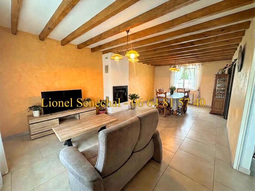 LAIGNE-EN-BELIN Maison lumineuse et peu énergivore 9 pièces de 138 m2 habitables (165 m2 au sol) sur une parcelle de plus de 1 200 m2 7