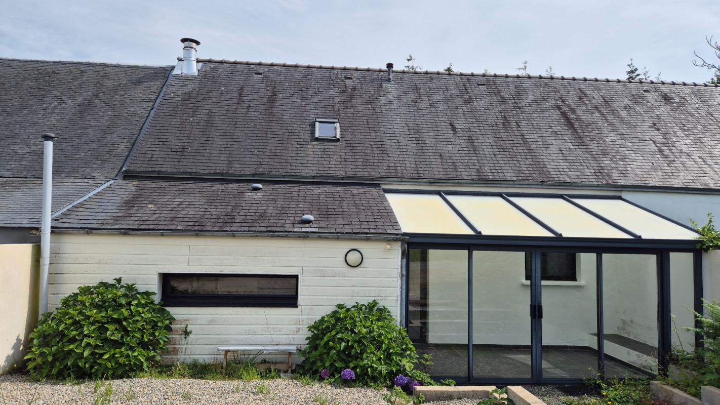 MORLAIX Longère de 4 logements 8 chambres 6