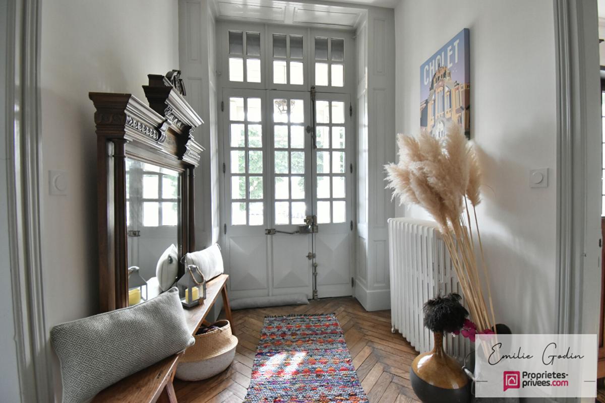 CHOLET Maison Bourgeoise Cholet 11 pièce(s) 278 m2 2