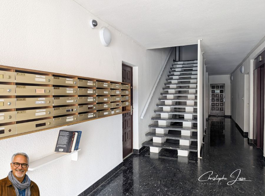 PORT LEUCATE Appartement avec loggia vue mer et parking privé 9
