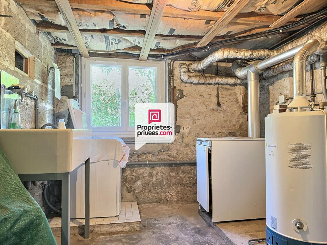 PERIGUEUX Maison T5 d'env. 113m2 avec 4 ch. grand garage fermé et joli jardin ombragé au calme sur PERIGUEUX (24000) 13