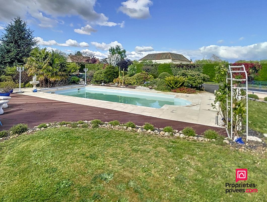 MAMERS Secteur Mamers, villa contemporaine de 230 m2 avec piscine 15
