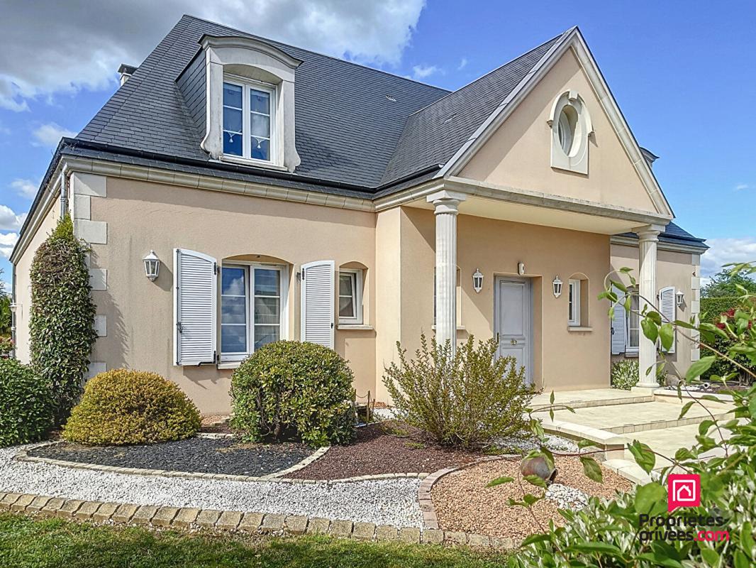 MAMERS Secteur Mamers, villa contemporaine de 230 m2 avec piscine 18