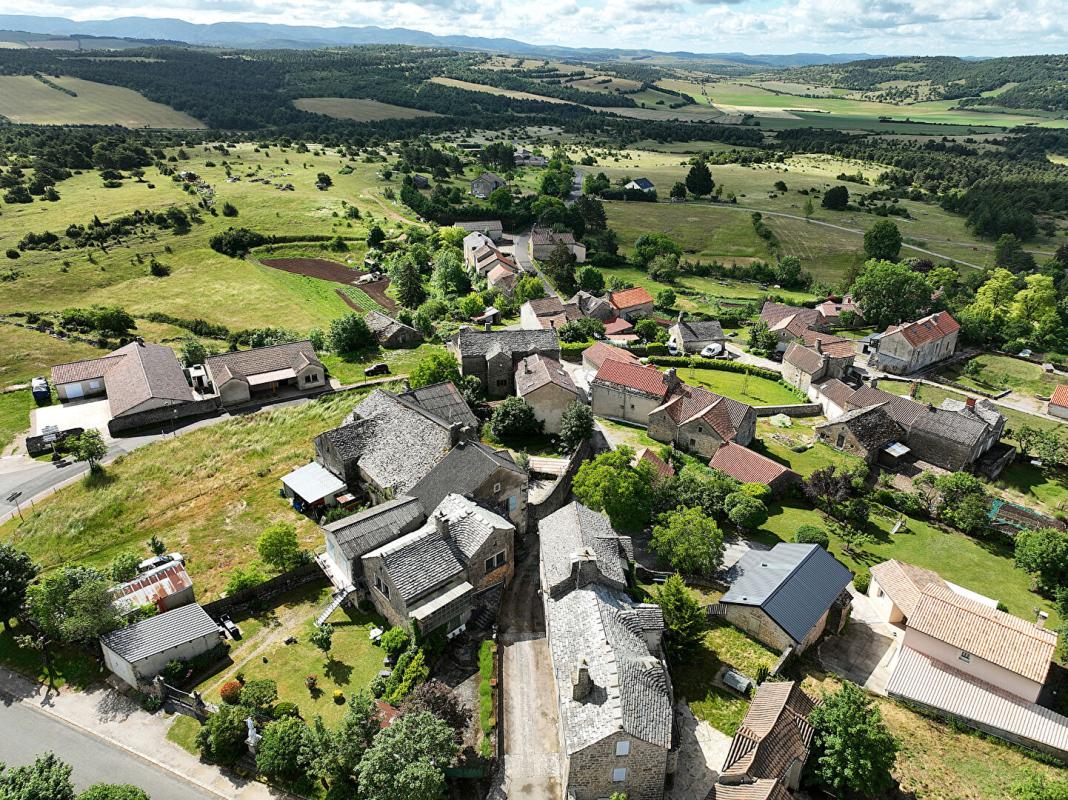 SAINT-ANDRE-DE-VEZINES MAISON EN PIERRE AVEC POTENTIEL ? SECTEUR GORGES DU TARN ? VUE & NATURE 4