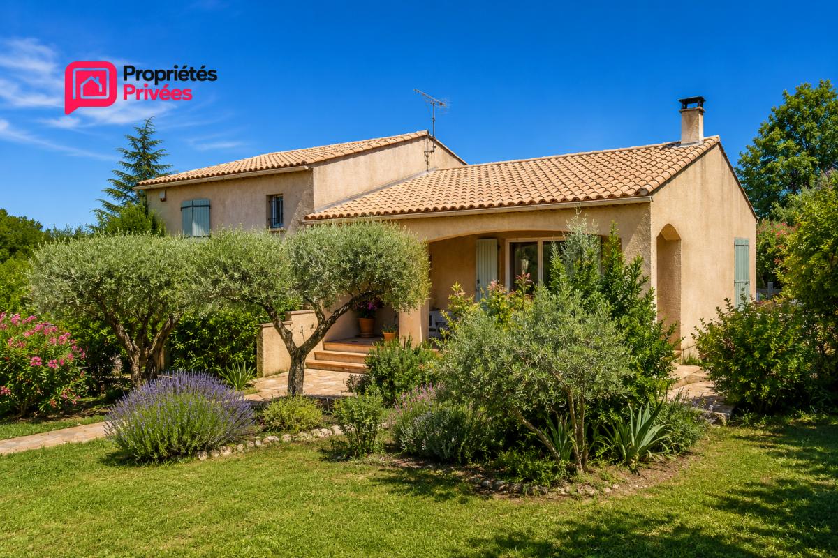 FOISSAC Villa Uzès . À seulement 10 minutes d'Uzès, à Foissac  7 pièce(s) 133 m2, 4 chambres avec piscine et dépendance de 40m2 type P2 1