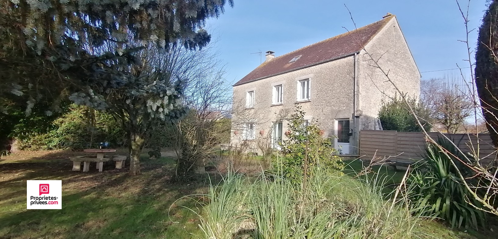 OCCAGNES OCCAGNES 61200 , maison 6 pièces 150 m2 environ, 3 grandes chambres, 1 bureau, PRIX 175 000 honoraires 4,79% inclus à la charge de l'acquéreur soit 167 000 net vendeur 1