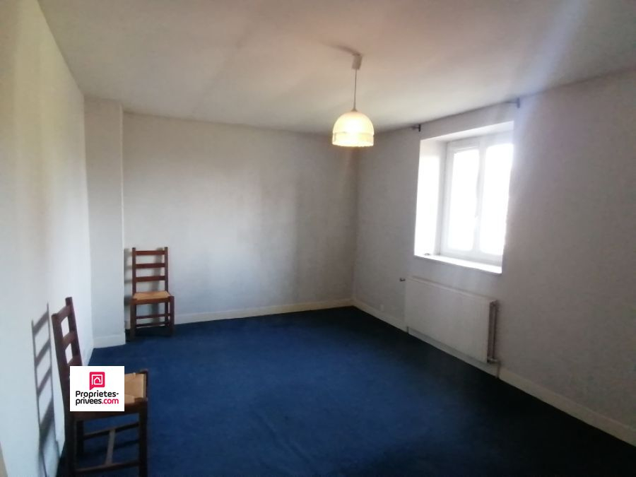OCCAGNES OCCAGNES 61200 , maison 6 pièces 150 m2 environ, 3 grandes chambres, 1 bureau, PRIX 175 000 honoraires 4,79% inclus à la charge de l'acquéreur soit 167 000 net vendeur 10